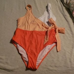 new with bag cupshe onepiece swimsuit